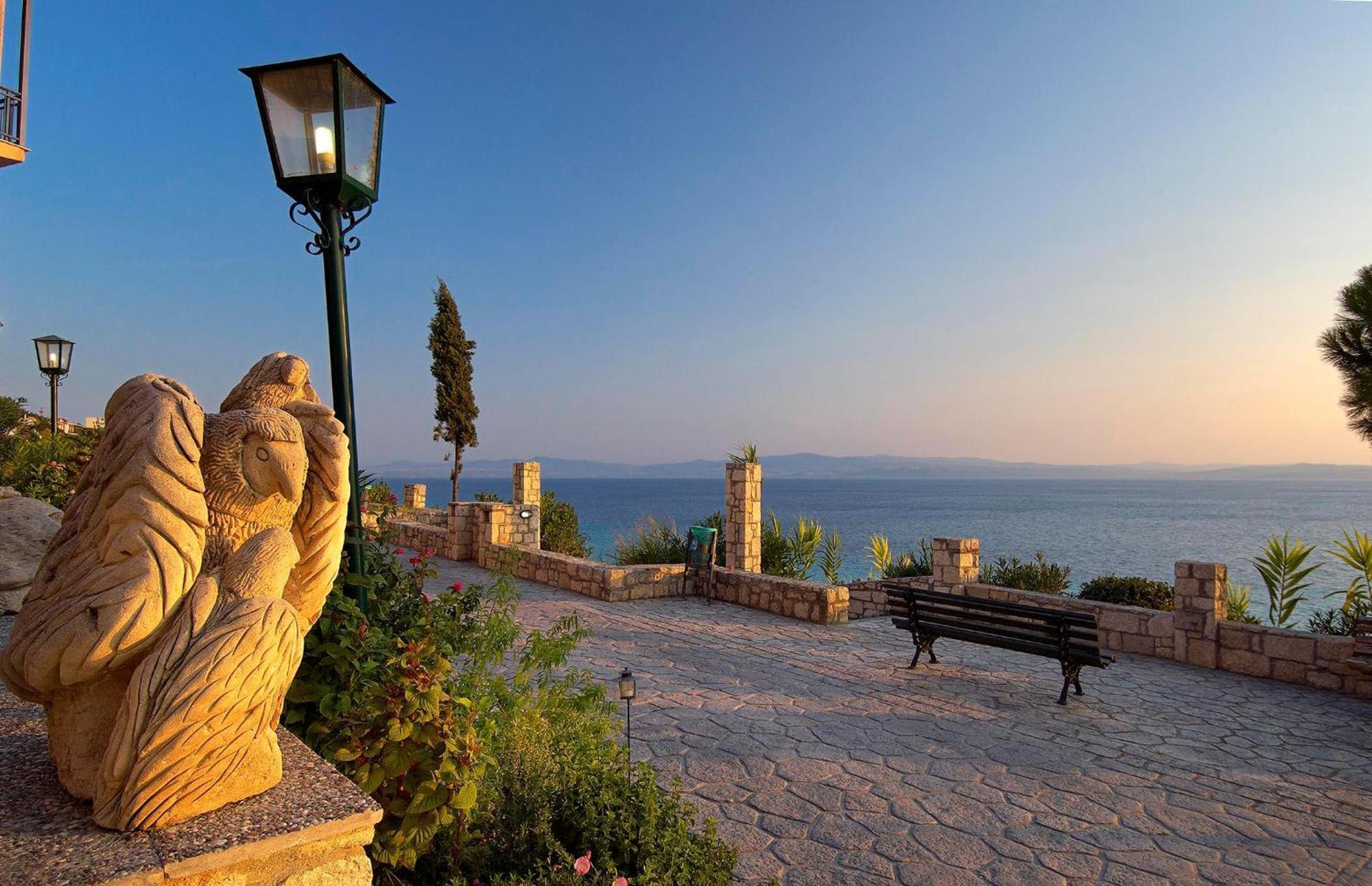 Ikos Oceania Hotel Nea Moudania Exterior foto